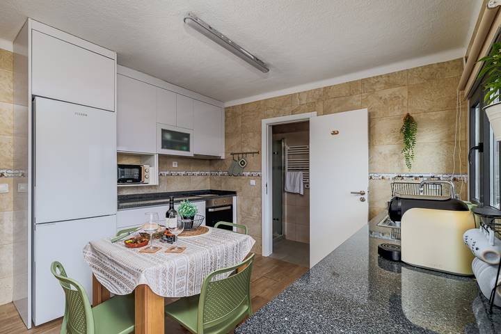 Maison de vacances 'Casa Olival De Mares - Alentejo' avec vue montagne, Wi-Fi et climatisation in Santiago Maior, District de Évora