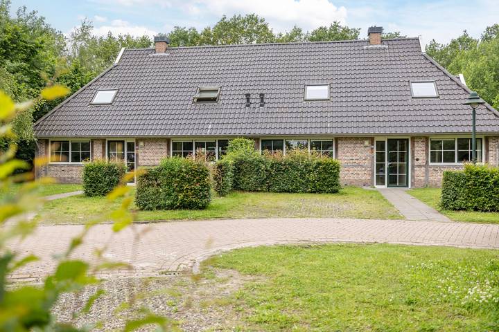 Bungalow für 24 Personen, mit Balkon/Terrasse und Terrasse - 1