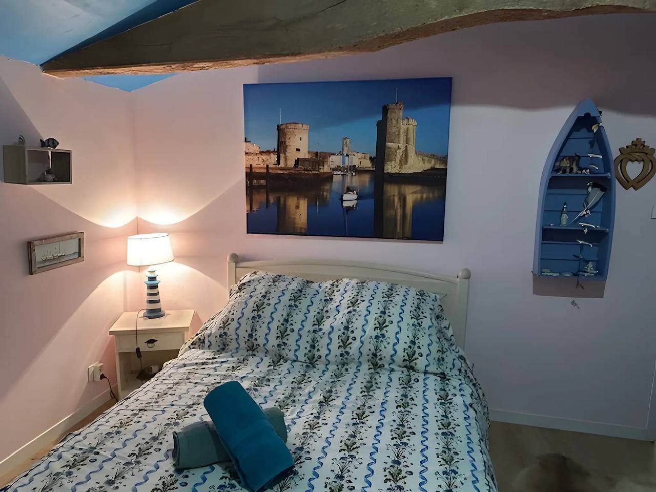 Chambre D’hôte pour 2 Personnes dans Saint-Michel-Mont-Mercure, Vallée de la Loire