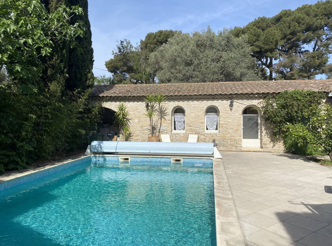 Le Patio aux Oiseaux - Chambre La Mouette Rieuse in La Ciotat, Région de Marseille