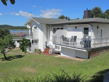 Ferienwohnung für 2 Personen, mit Terrasse und Seeblick sowie Garten, mit Haustier in Binz