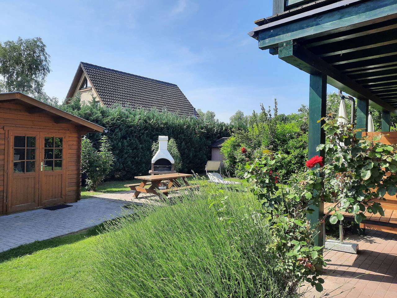 Ganze Ferienwohnung, Ferienhaus Sasse Ferienwohnungen mit Garten & Grill - Ferienwohnung 2 in Mölschow, Usedomer Norden