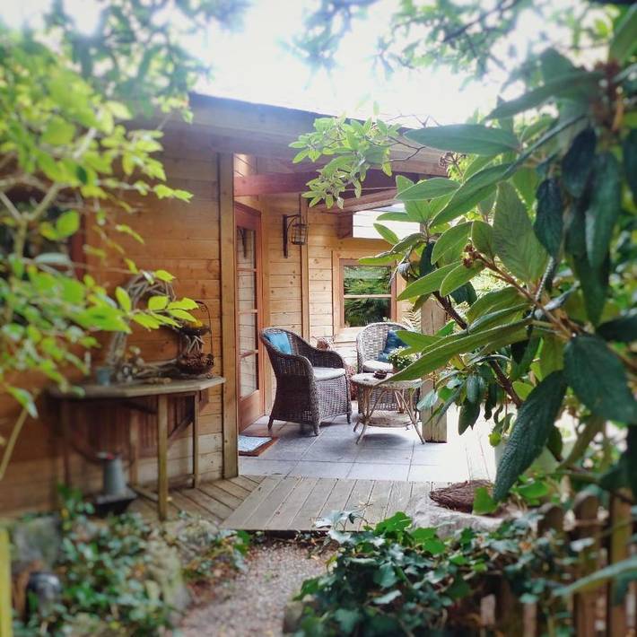 Location de vacances pour 2 personnes, avec Jacuzzi et Terrasse ainsi que Jardin et Piscine à Tournai