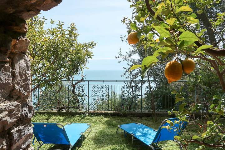 Casa vacanza per 6 persone, con giardino e balcone nonché piscina - 1