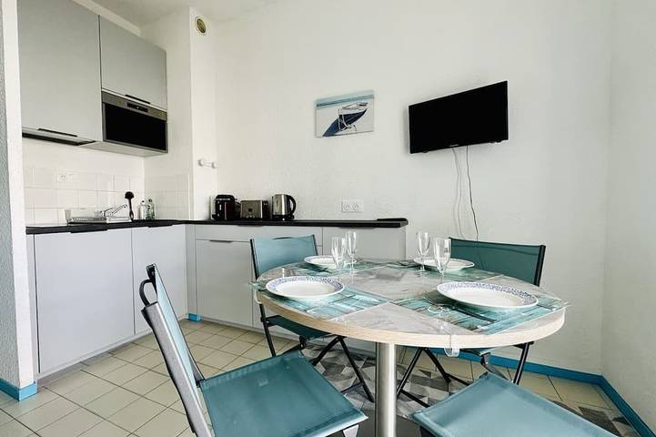 Apartamento entero, Estudio con impresionantes vistas de Port Olona in Les Sables-d'Olonne, Valle del Loira