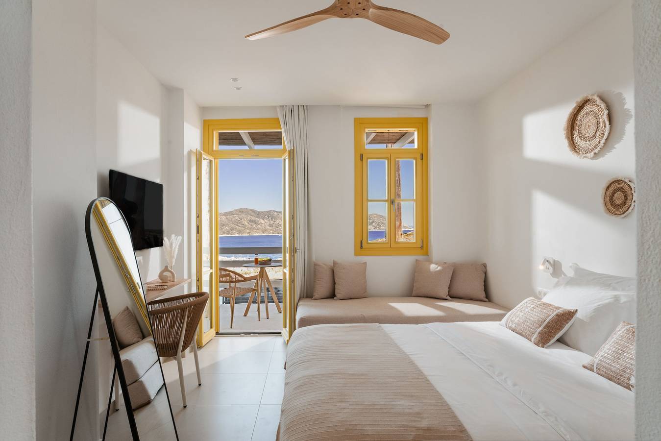 Apartamento entero, Deluxe Suite 2 with Shared Pool and Seaview in Milo