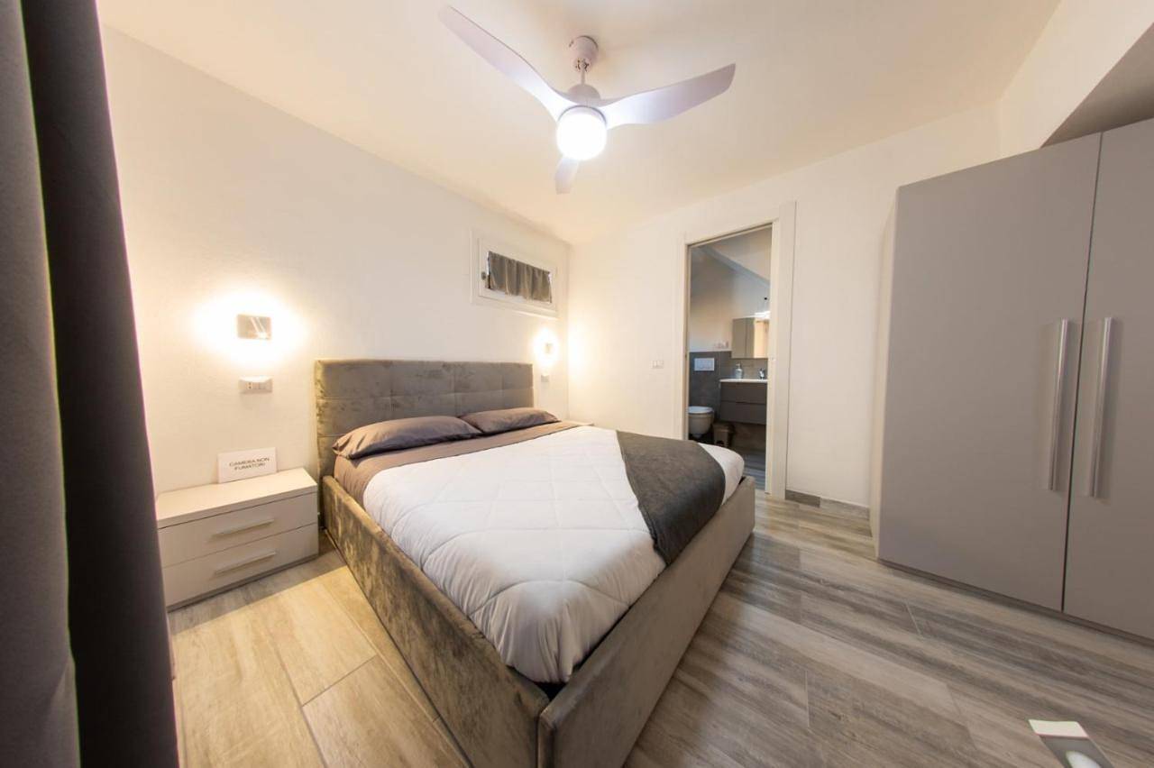 Double Room with Private Bathroom in Bosa, Planargia