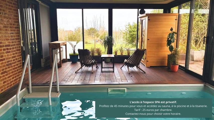 Location de vacances pour 2 personnes, avec sauna et vue ainsi que piscine et jardin à La Rivière-Saint-Sauveur - 2