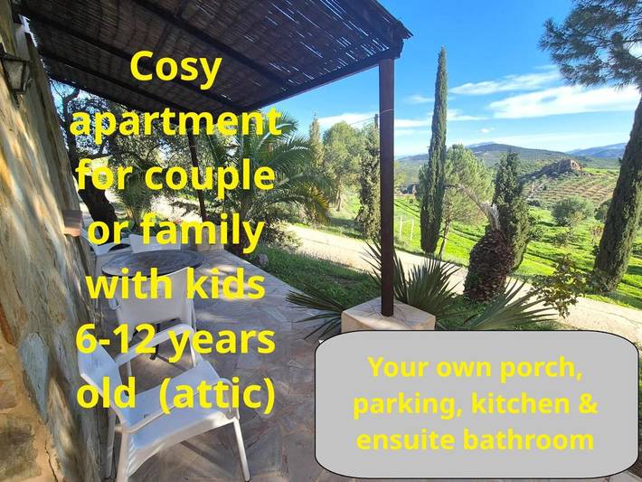 Apartamento de vacaciones para 4 personas, con terraza y jardín además de vistas y piscina en Sierra de las Nieves - 2