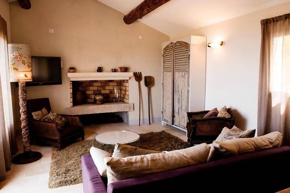 Villa Flora - Haven of peace with swimming pool in Balagne in Cateri, Region de Calvi