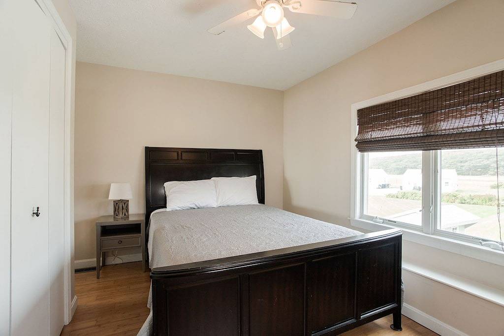 The Moonglow! A beautiful ocean view house in Biddeford! in Biddeford, York County