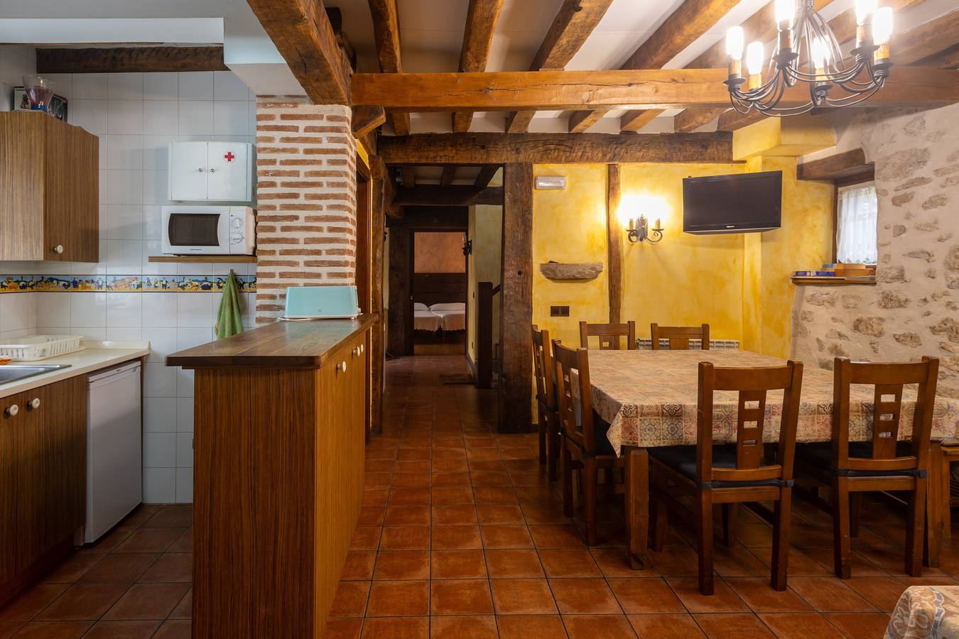 Casita de campo 'Zadorra Etxea Casa' con vistas a la montaña, terraza privada y Wi-Fi in Salvatierra, Cordillera Cantábrica