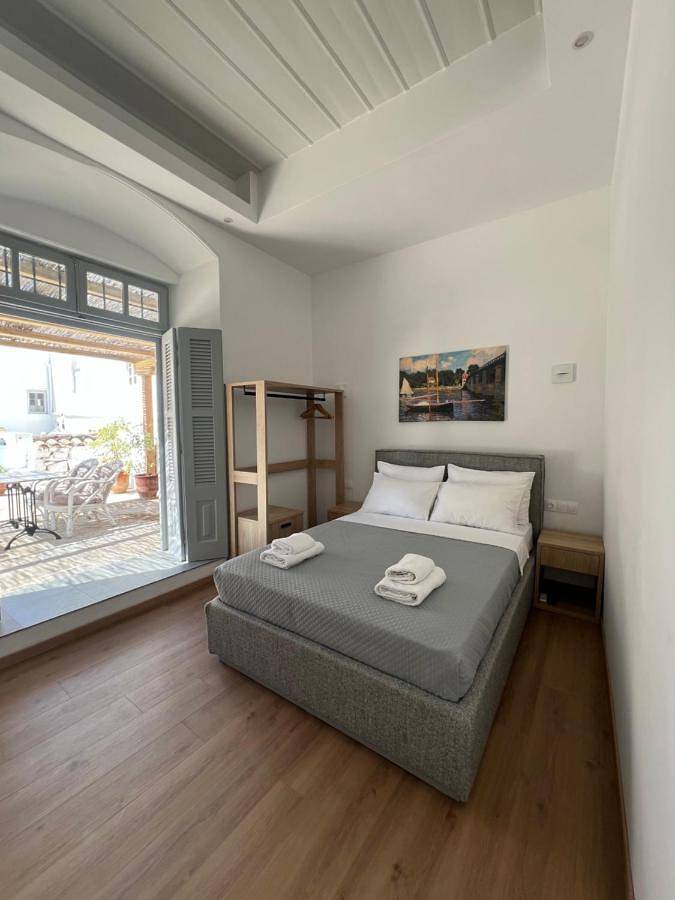 Maison d’hôte pour 2 personnes, avec balcon à Hydra - 3