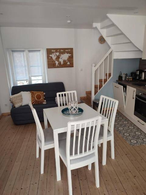 One-Bedroom House in Saint-Valery-en-Caux, Région de Dieppe