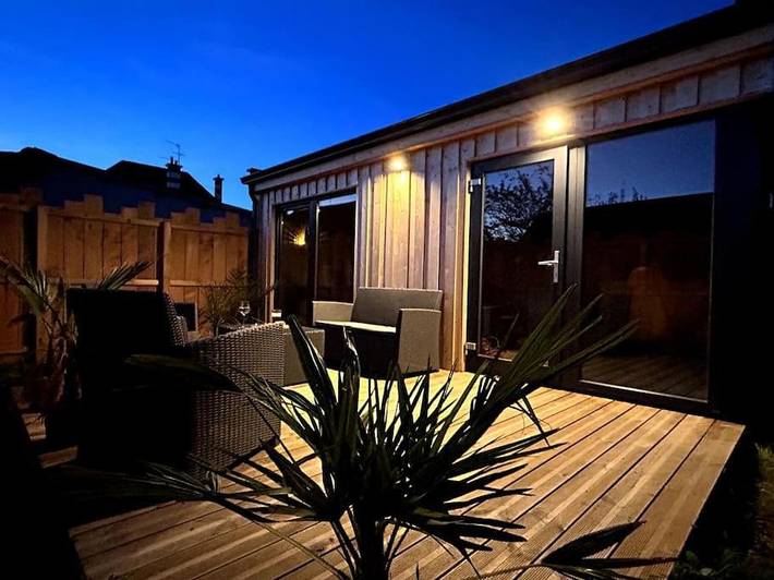 Location de vacances pour 2 personnes, avec jardin et terrasse, animaux acceptés à Luc-sur-Mer - 2