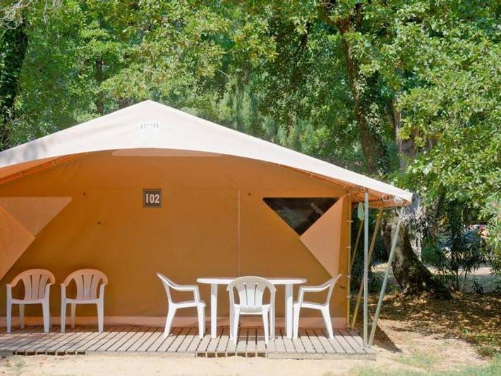 Location de vacances pour 4 personnes, avec bassin pour enfant et piscine dans Sagone - 2