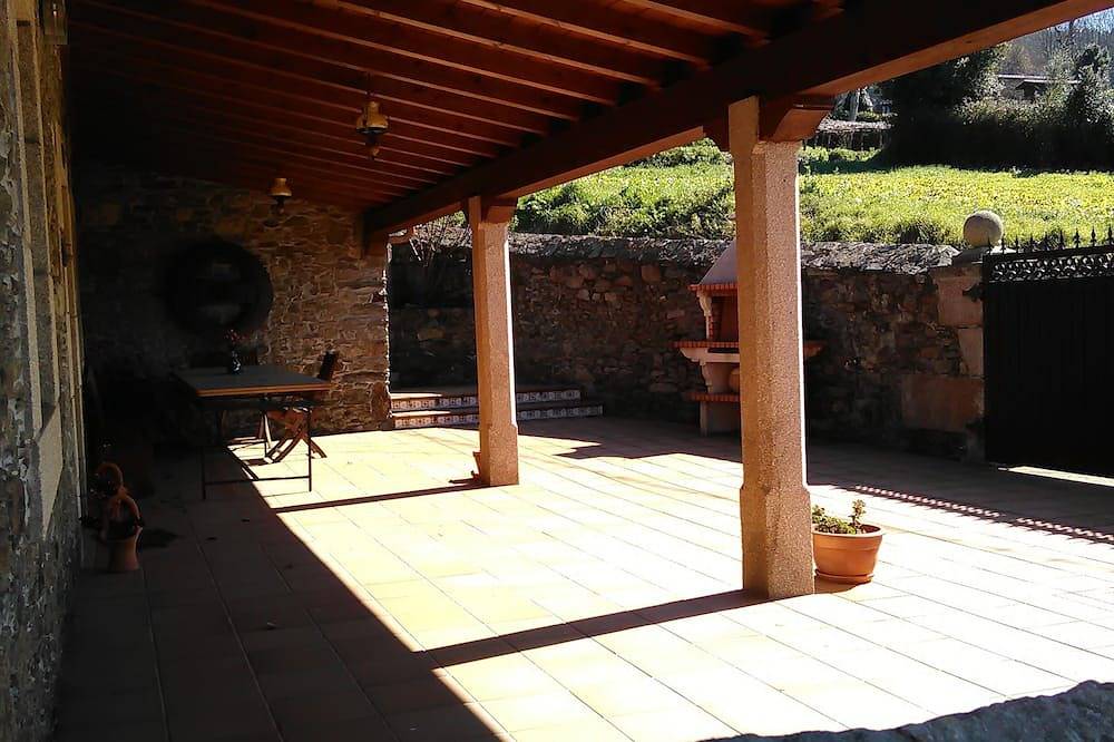 Casa vacanza a Oza-Cesuras a partire da 116€ a notte