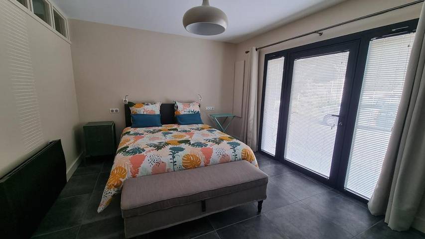 Location de vacances pour 6 personnes, avec jacuzzi et jardin à Brégnier-Cordon - 4