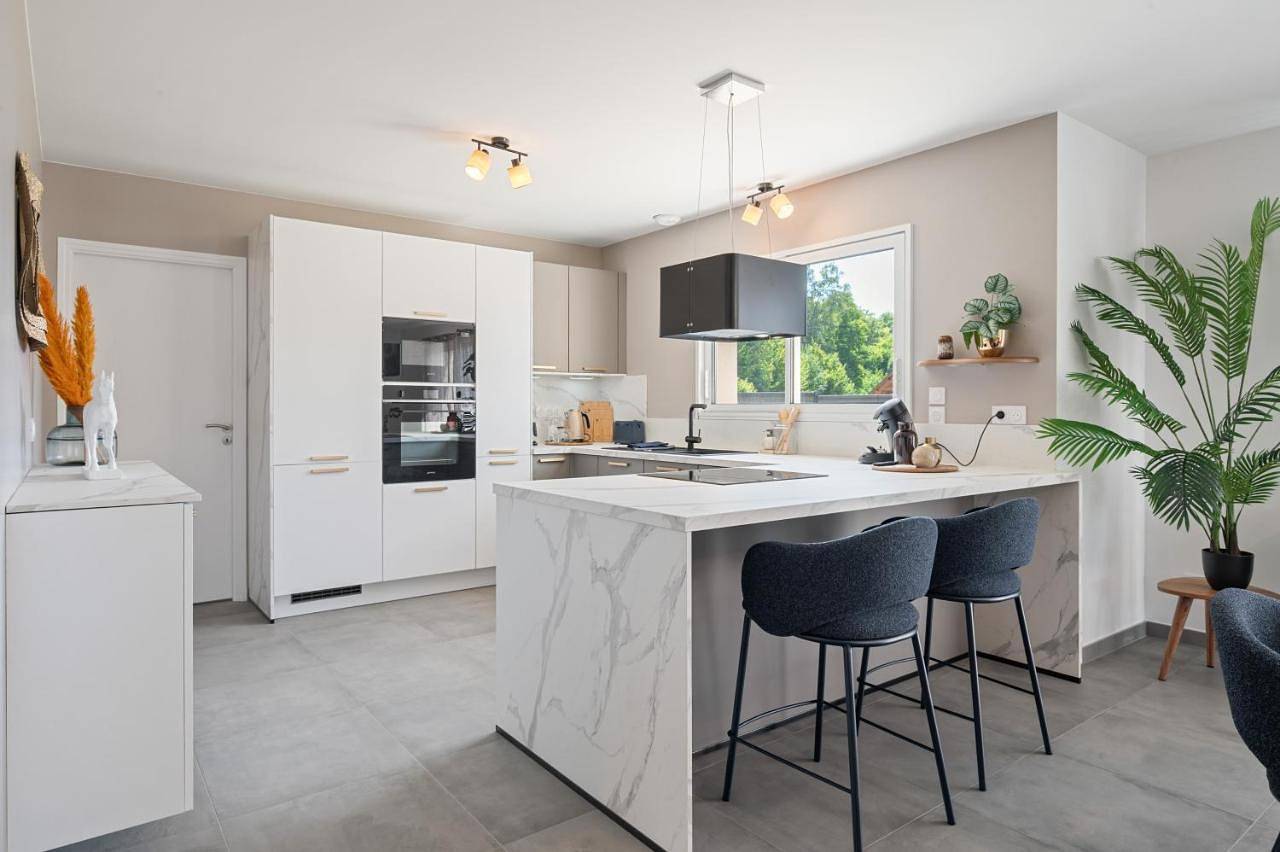 Five-Bedroom House in Montigny, Région de Rouen