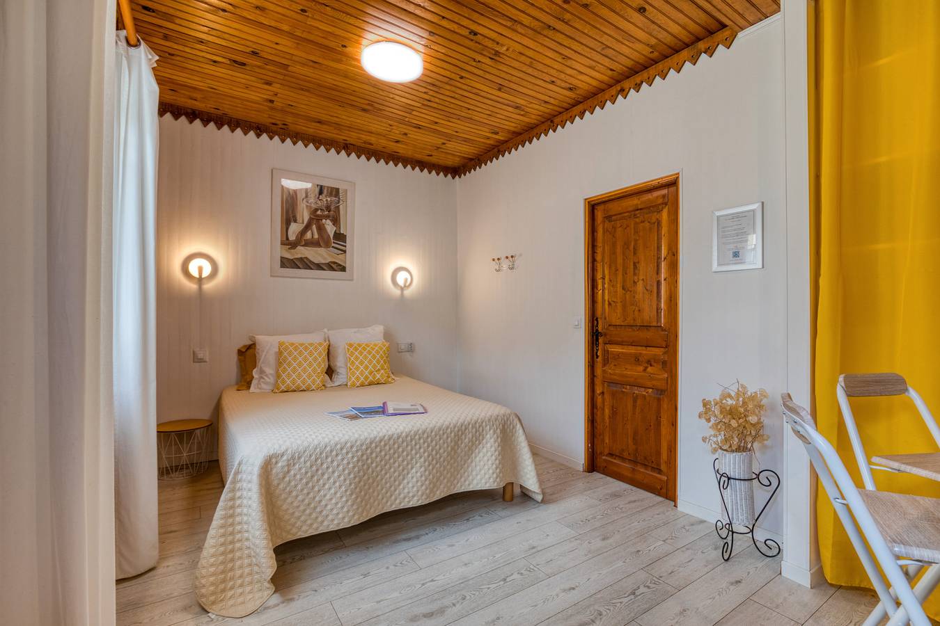Chambre d'hôtes 'Saints-Peyres' avec terrasse partagée, Wi-Fi  in La Salvetat-sur-Agout, Région de Béziers
