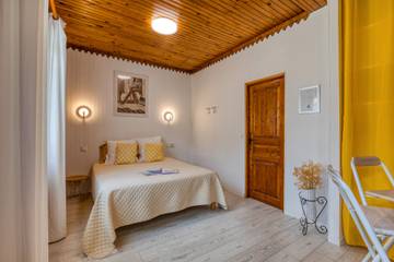 Maison D’hôte pour 2 Personnes dans La Salvetat-sur-Agout, Parc naturel régional du Haut-Languedoc, Photo 2