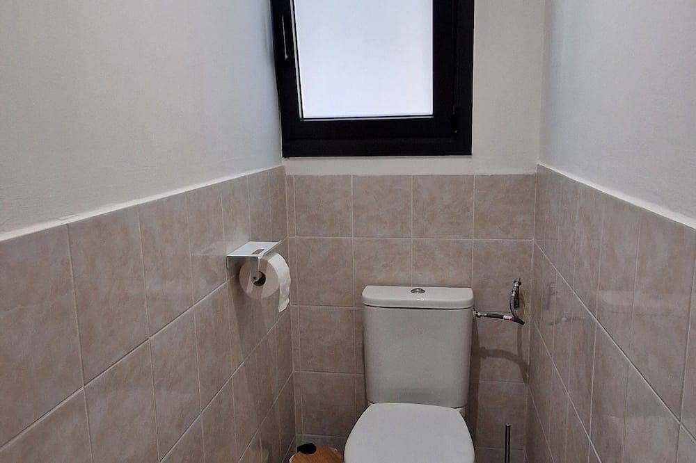 Apartamento entero, Apartment T2 Le Port Miou in ground floor villa located 5 km from Cassis in Carnoux-en-Provence, Marsella region