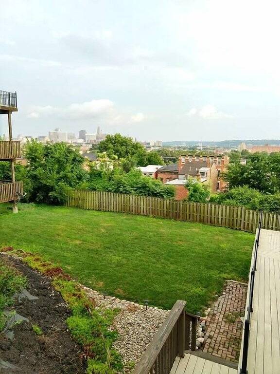 Ganze Wohnung, Herrliche Aussicht über den Rhein mit 3 Betten, vielen Parkplätzen und einem großen Garten! in Cincinnati, Hamilton County (OH)