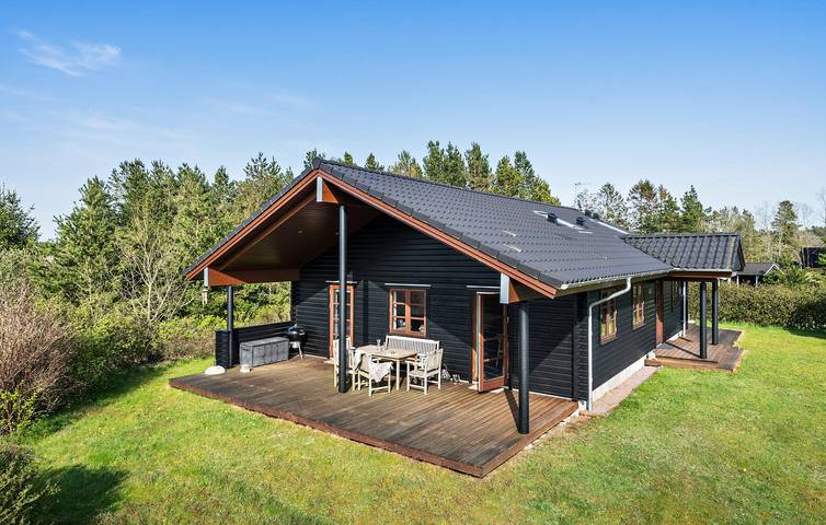 Ferienhaus für 8 Personen mit Garten in Ikast-Brande