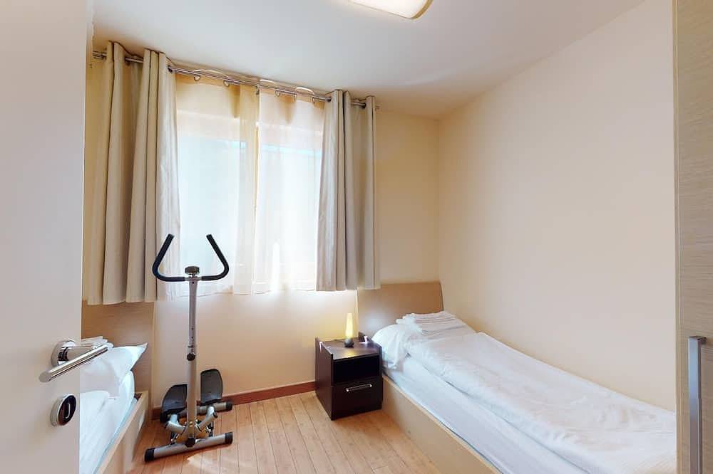 Ganze Wohnung, Moderne 3½ Zimmerwohnung im Erdgeschoss, ca. in Madulain, Sankt Moritz