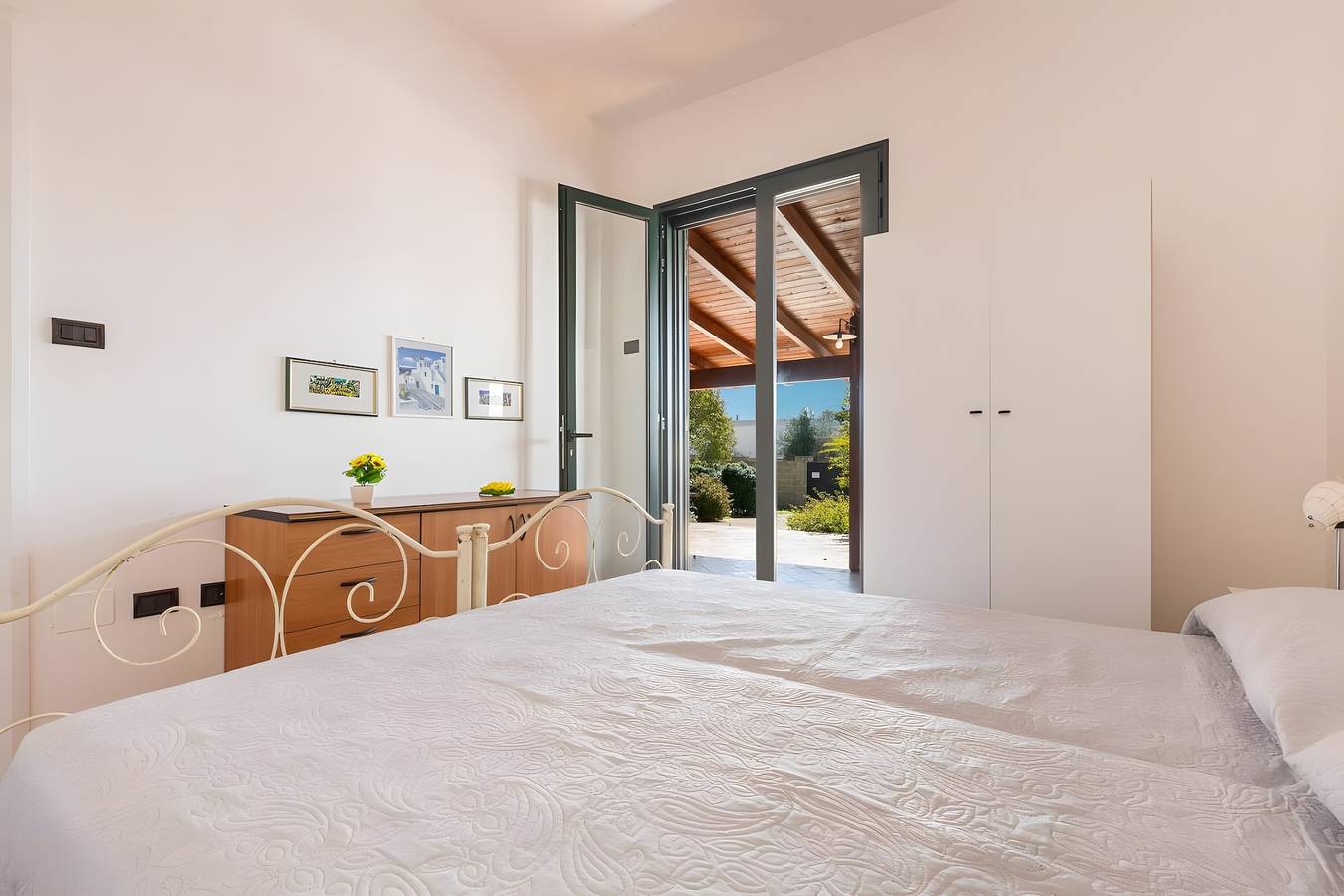 Villa 'Simona- Torre Lapillo' with Private Garden and Air Conditioning in Scala di Furno, Porto Cesareo