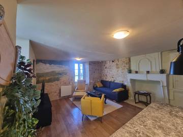 Gîte pour 2 personnes, avec vue, animaux acceptés à Brossac
