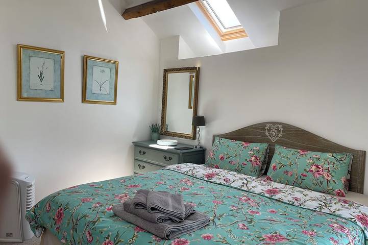 Gîte pour 4 personnes, avec jardin et terrasse à Dournazac - 2