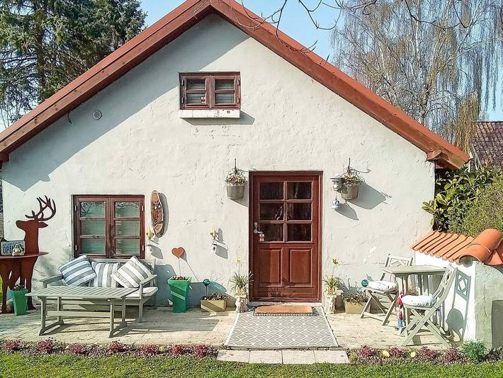 Ferieudlejning for 5 personer, med Terrasse i Lyngså