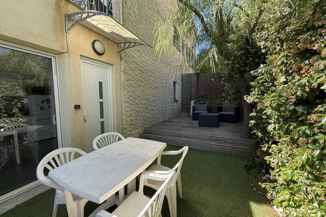 Ganzes Studio, Studio für 2 Personen mit Terrasse in La Garde, Mittelmeerküste (Frankreich)
