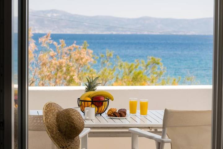 Appart’hôtel pour 2 personnes, avec jardin ainsi que terrasse et vue