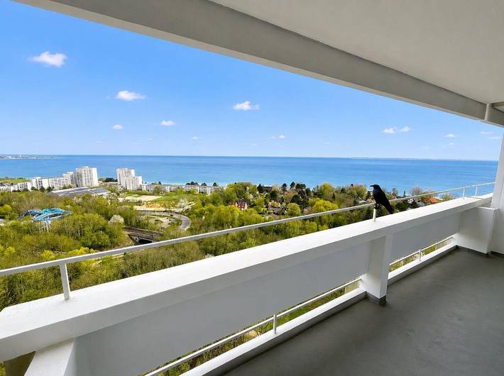 Ferienwohnung für 3 Personen, mit Balkon und Pool in Sierksdorf - 2
