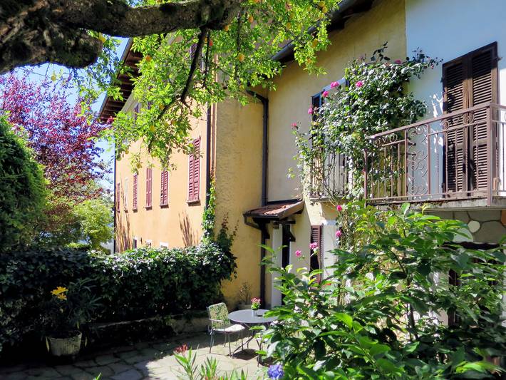 Ferienhaus für 3 Personen, mit Balkon und Terrasse sowie Garten