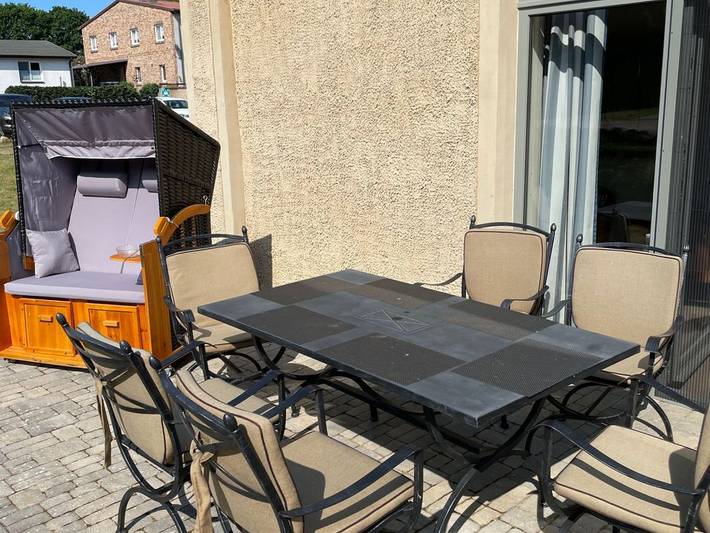Ganze Ferienwohnung, Halla  Re-04 - Die Remise Halla Re-04 – ländliche Luxusferienwohnung mit Terrasse auf Usedom in Stolpe auf Usedom, Usedom