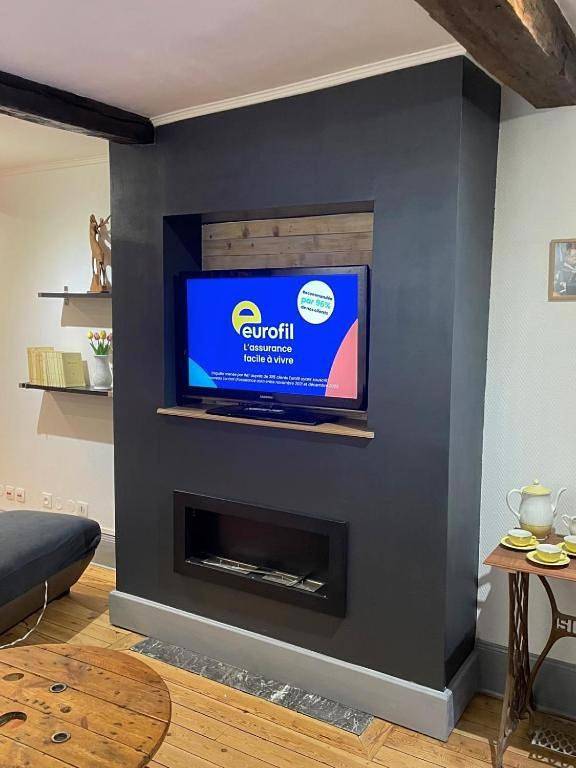 Appartement entier, One-Bedroom Apartment in Monthermé, Parc naturel régional des Ardennes