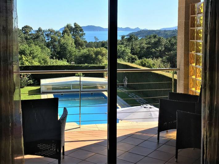 Chalet para 5 personas, con piscina además de jardín y terraza en Provincia de Pontevedra - 4