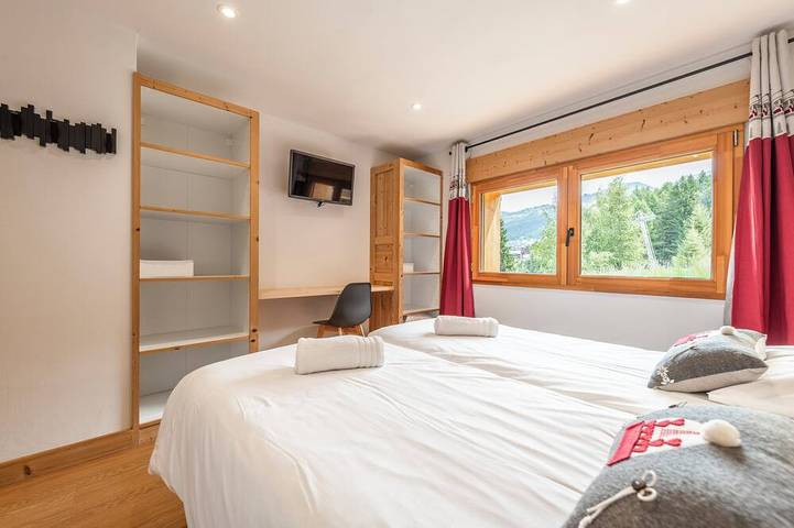 Chalet 4* Face Nord Cyrelia -La Plagne Les Coches- 15 people - Skis on feet in Bellentre, La Plagne-Tarentaise