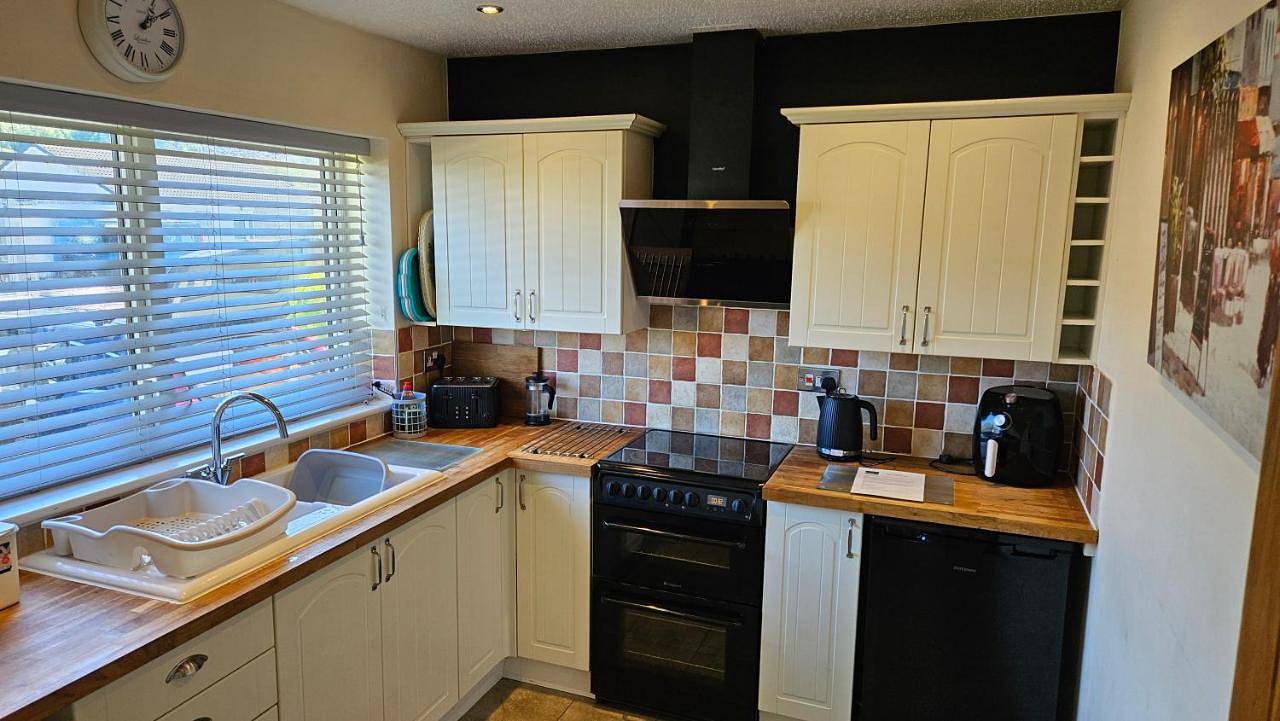 Three-Bedroom House in Fairbourne, Snowdonia
