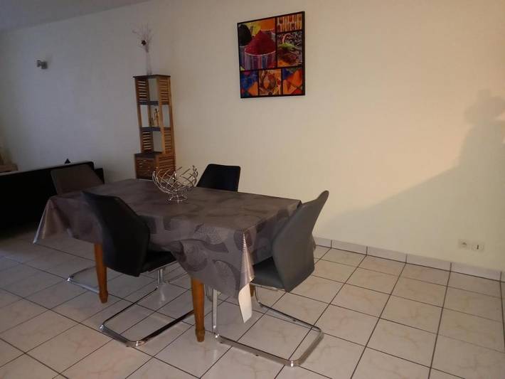 Gîte pour 2 personnes, avec balcon et piscine à Decazeville - 3