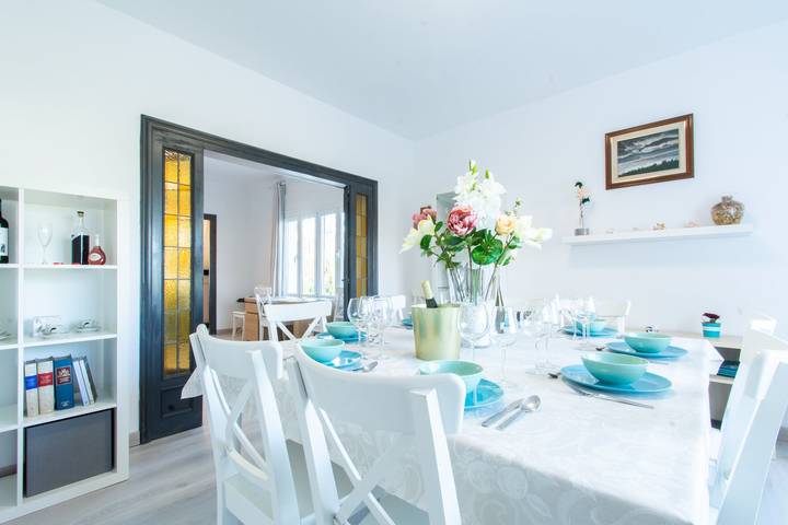 Location de vacances pour 9 personnes, avec piscine et jardin à Alella - 4