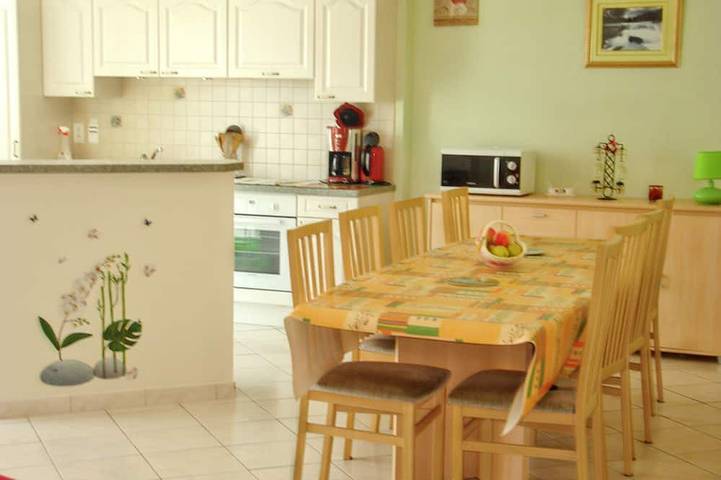Location de vacances pour 8 personnes, avec terrasse à Valuéjols - 4