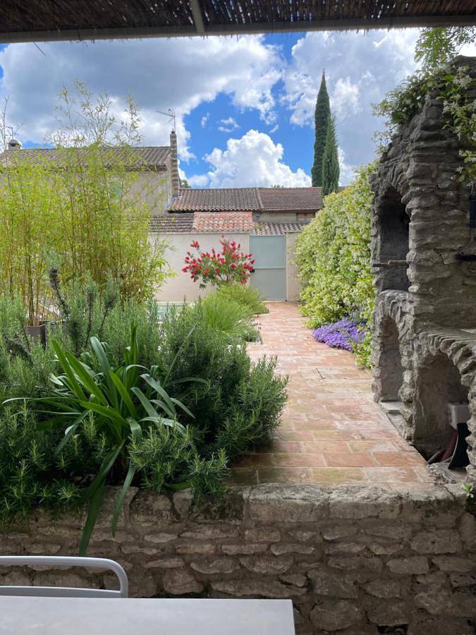 Le Mazet rose, maison avec piscine, parking et clim dans le centre in Saint-Rémy-de-Provence, Région d'Arles
