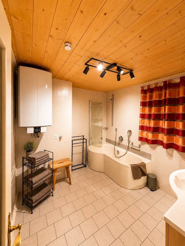 Ferienwohnung für 6 Personen, mit Terrasse in Übersee