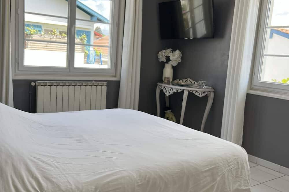 Schöne baskische Villa eingerichtet und komplett ausgestattet mit Schwimmbad in Biarritz, Bayonne und Umgebung