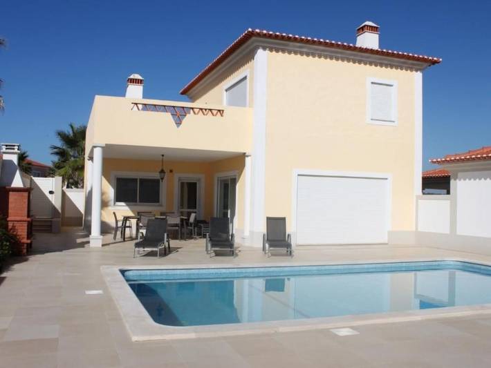 Casa de férias para 6 pessoas, com piscina e jardim em Amoreira