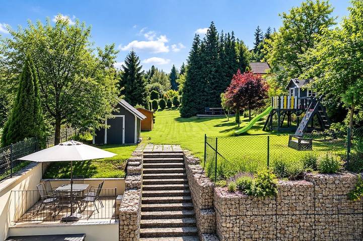 Ferienhaus für 5 Personen, mit Pool und Garten - 1